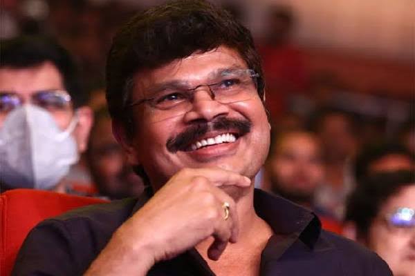 మాస్ అంటే బోయపాటి.. బోయపాటి అంటే మాస్.. తీసిన 11 సినిమాల్లో ఎన్ని హిట్ అయ్యాయంటే?